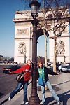 Two students pose near the Arc de Triomphe